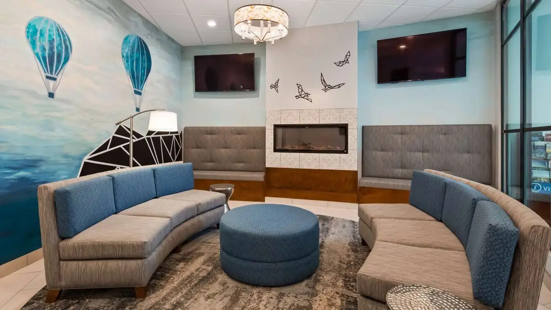 Plaza Hotel and Suites