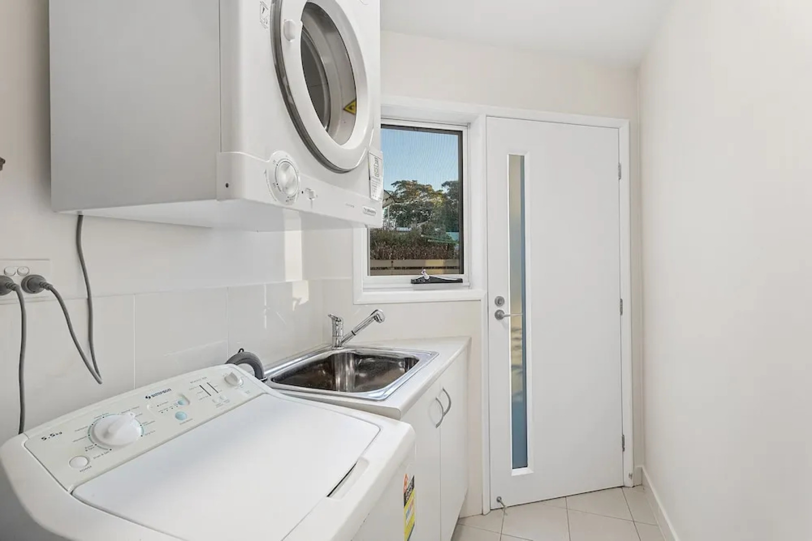 Boulder Bay Rd 2/2 - Fingal Bay