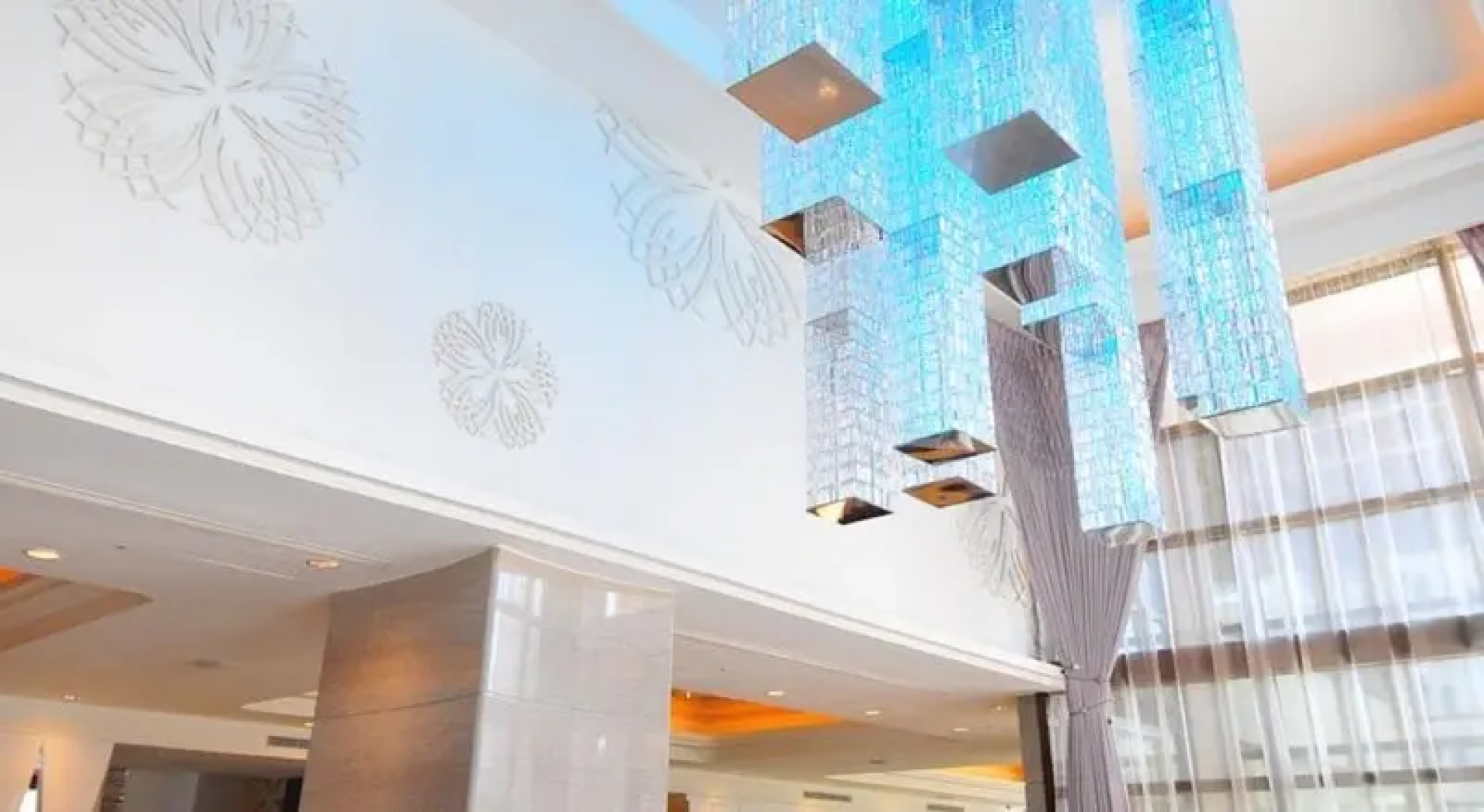 Monarch Skyline Hotel