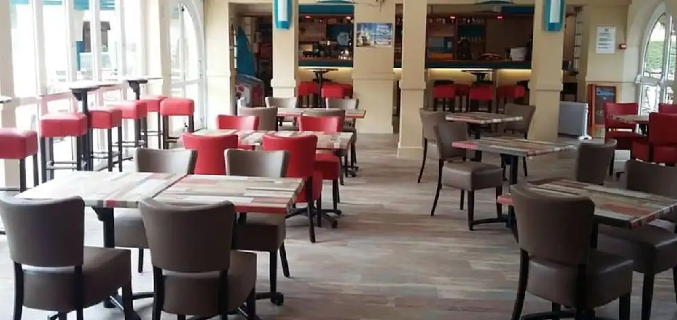 Bungalow With 3 Bedrooms in Saint-jean-de-monts, With Pool Access, Fur