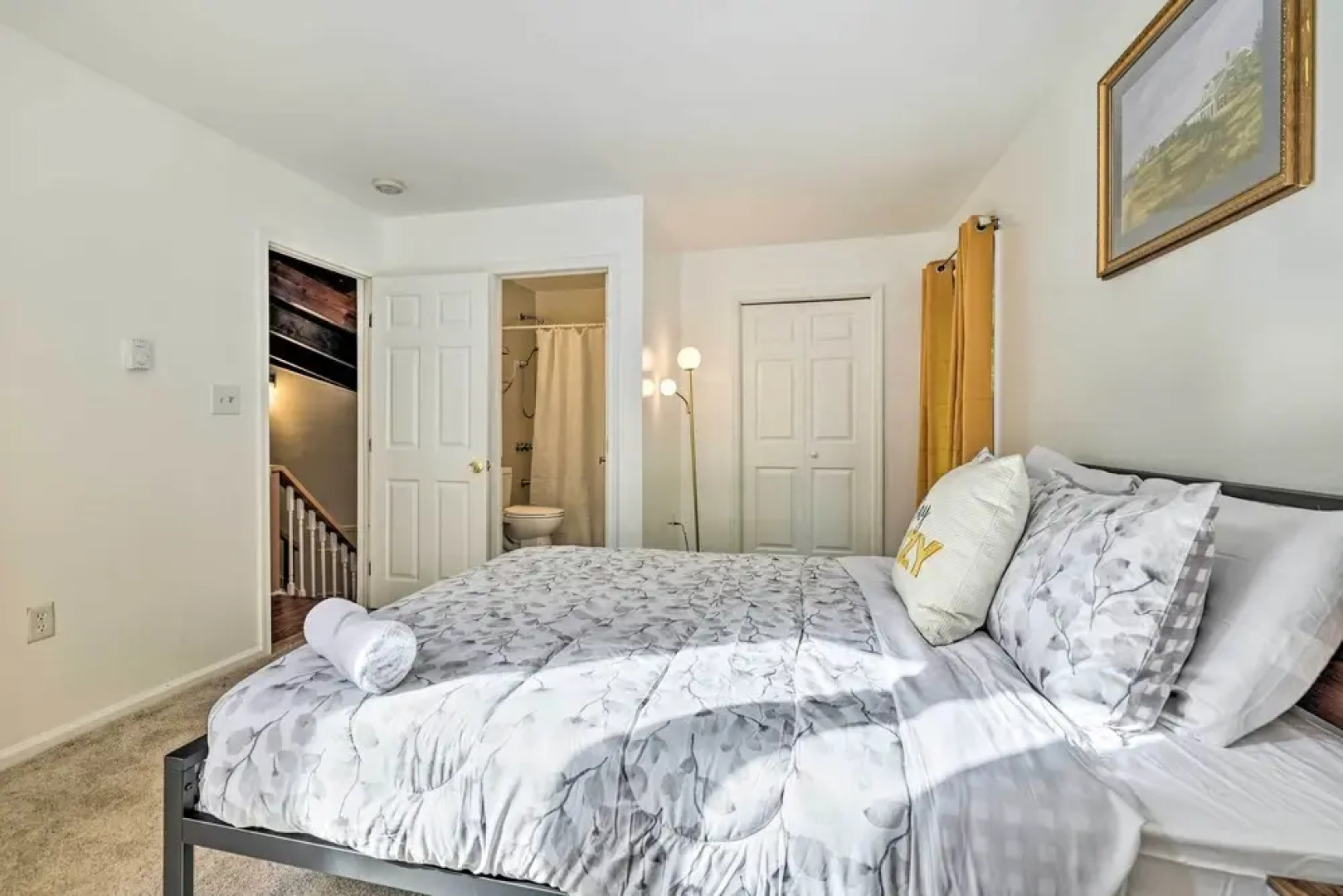 ~ 14 Mi to Skiing: Tobyhanna Gem w/ Fire Pit!