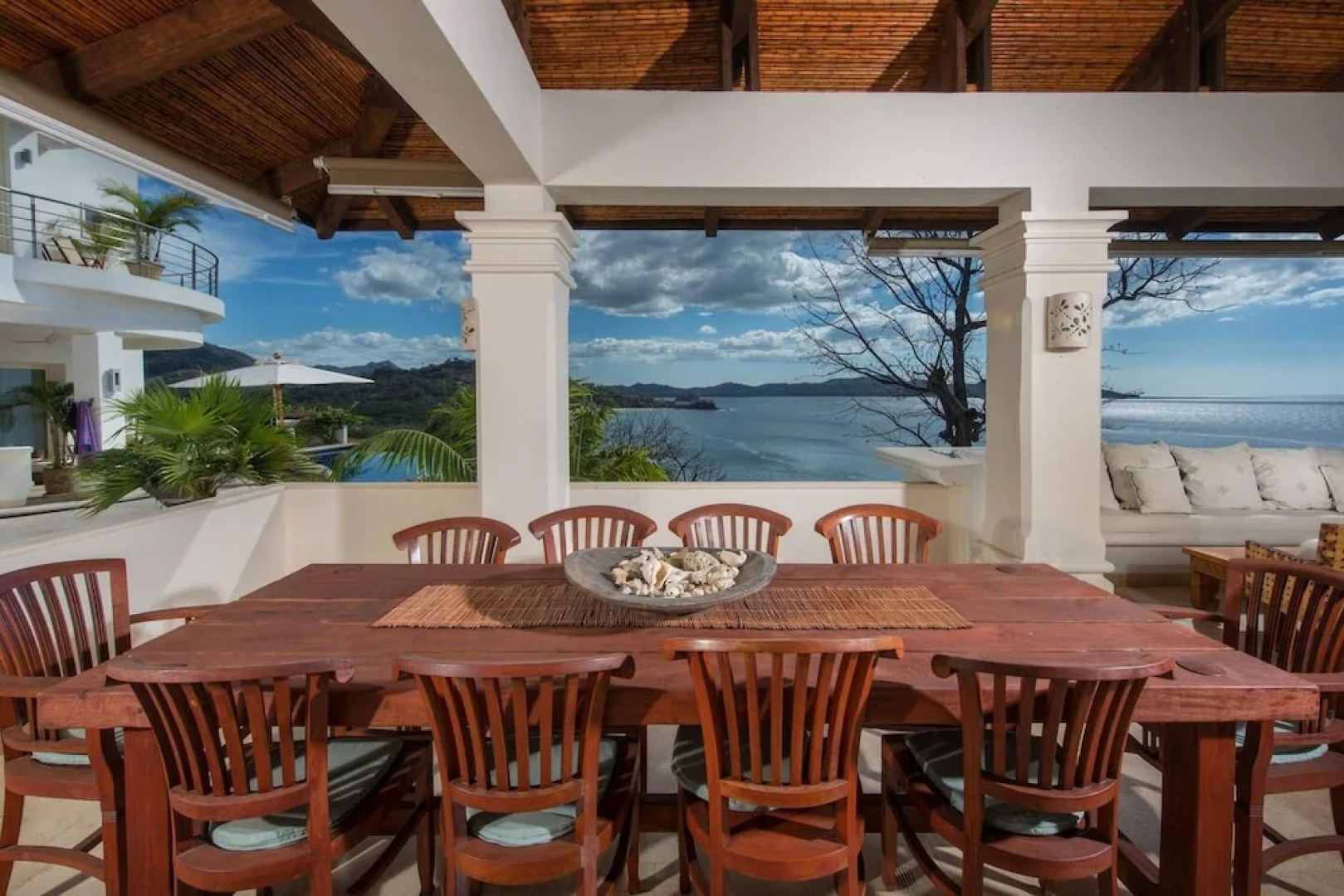 Exquisite Hilltop Villa with Luxurious Modern Design, Sweeping Ocean Views & Sparkling Infinity Pool