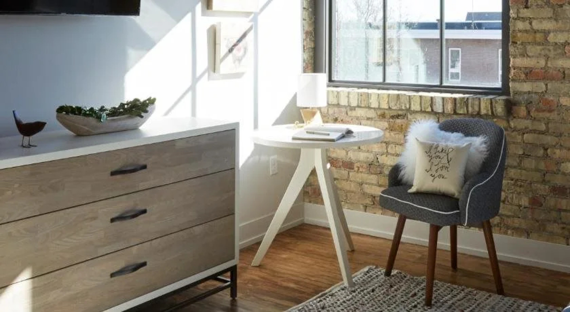 Kinn Guesthouse Bay View