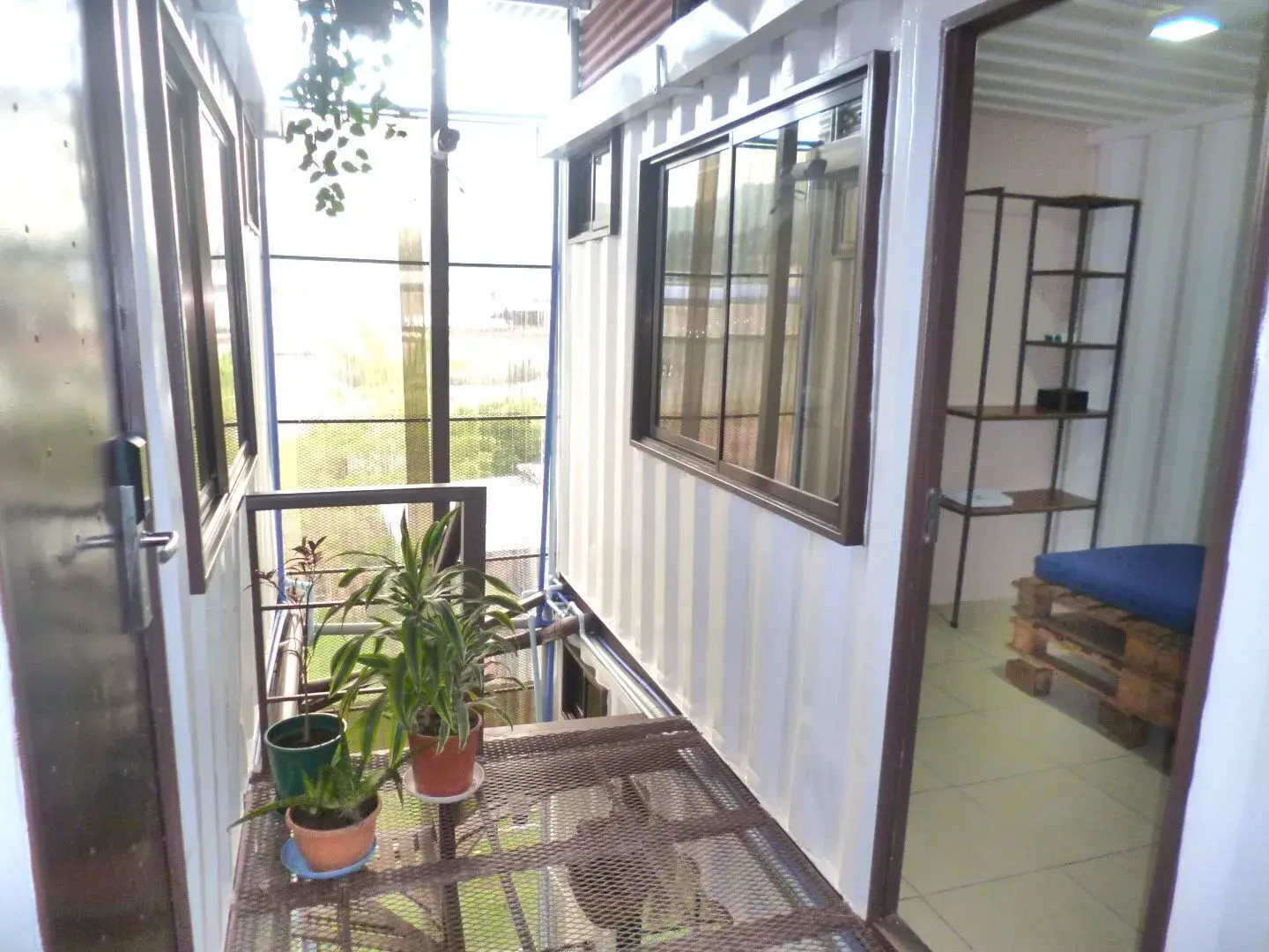 Costa Rica Eco-container Hotel