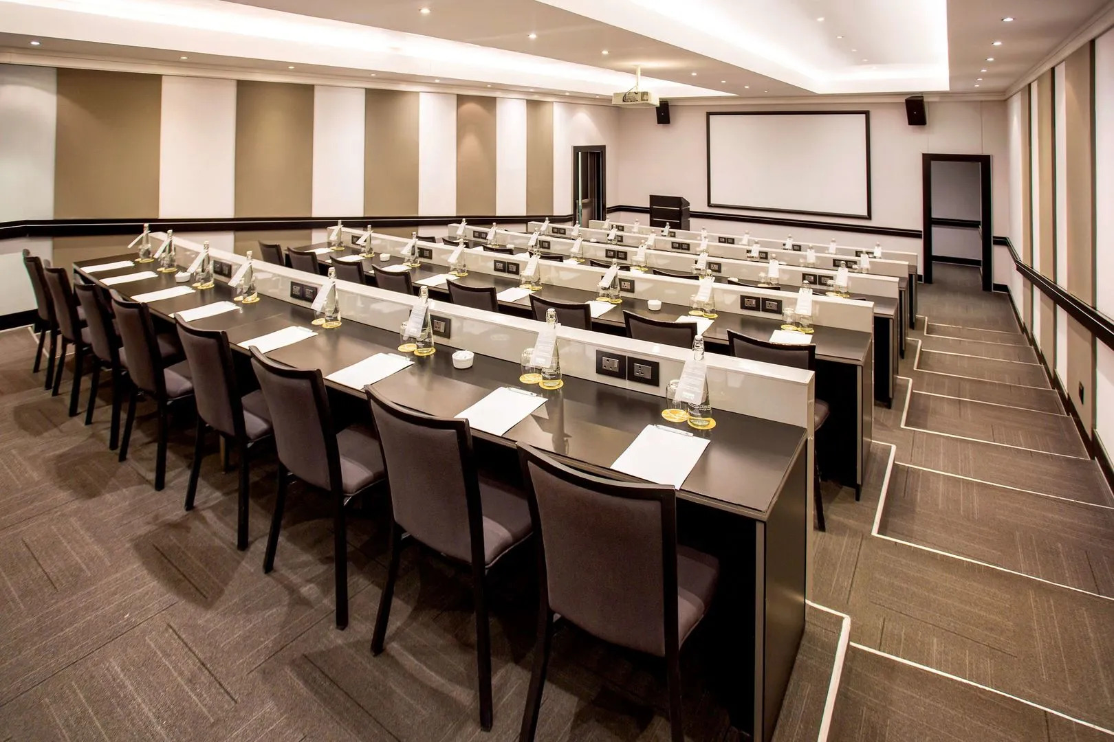 The Maslow Hotel, Sandton