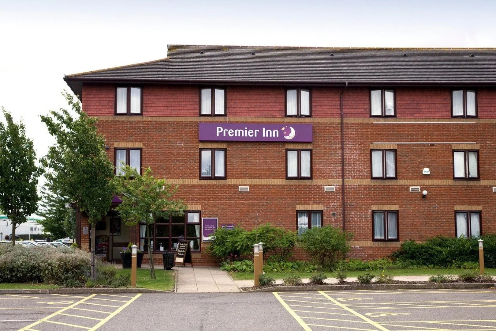 Premier Inn Huntingdon (A1/A14)