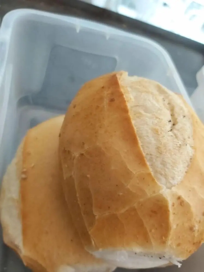 Nina Pousada e Refeições