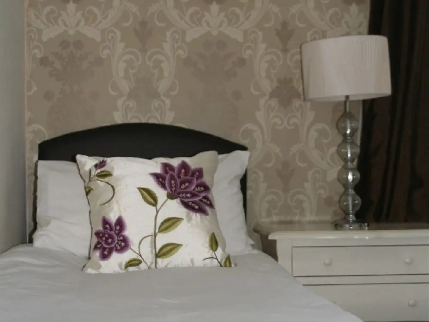 Manor House, Felpham Serviced Apartments