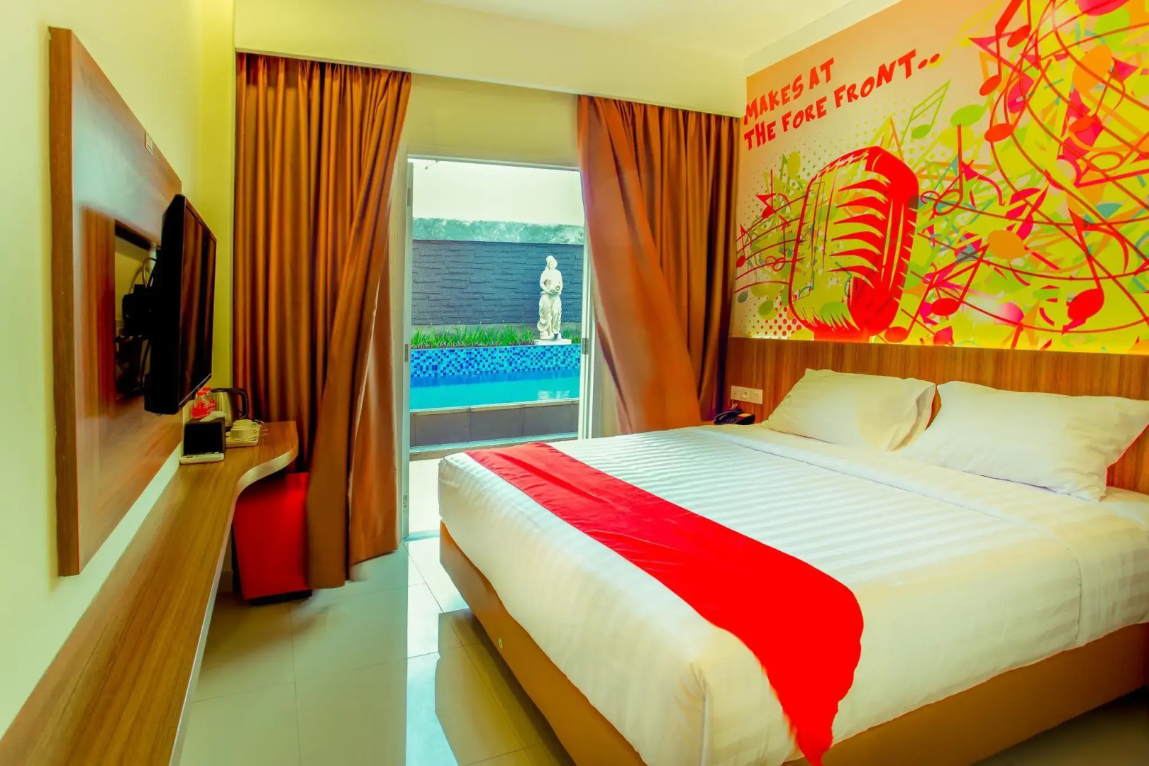 Front One Hotel Purwodadi