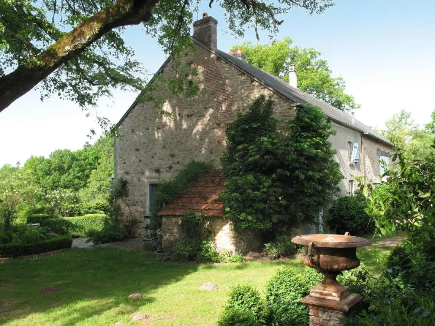 Holiday Home Peuchaud - HVI118