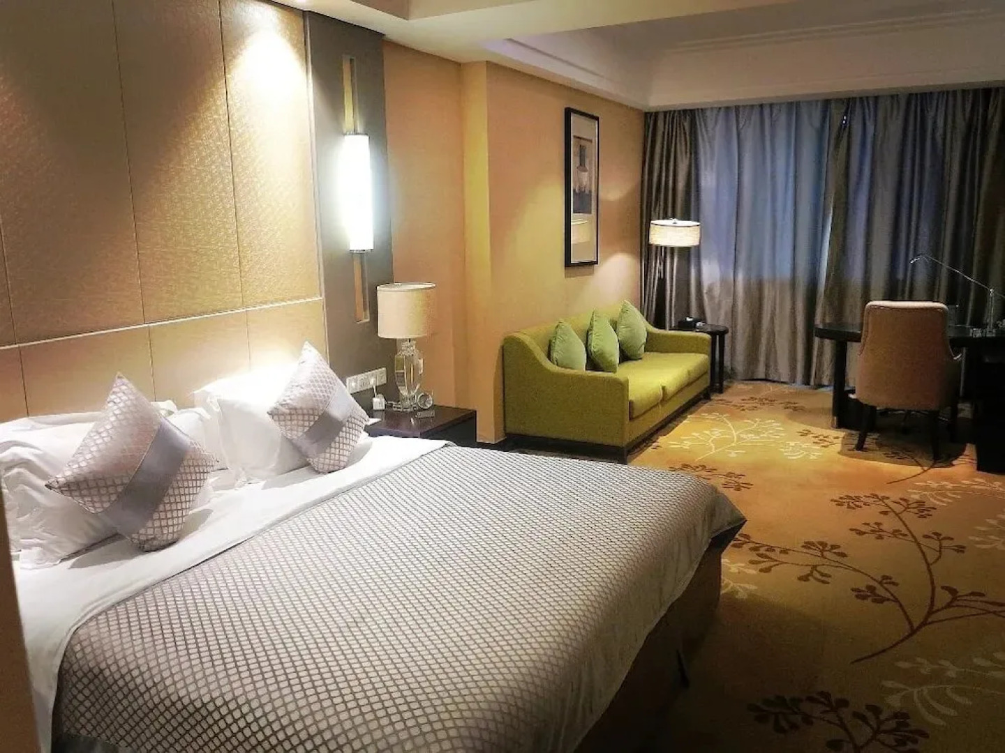 Ondine Oriental International Hotel