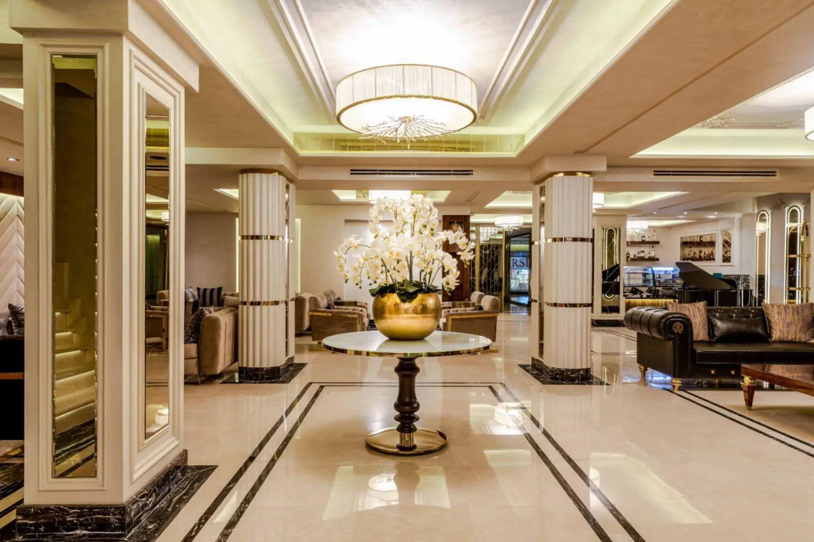 Beethoven Senfoni Hotel