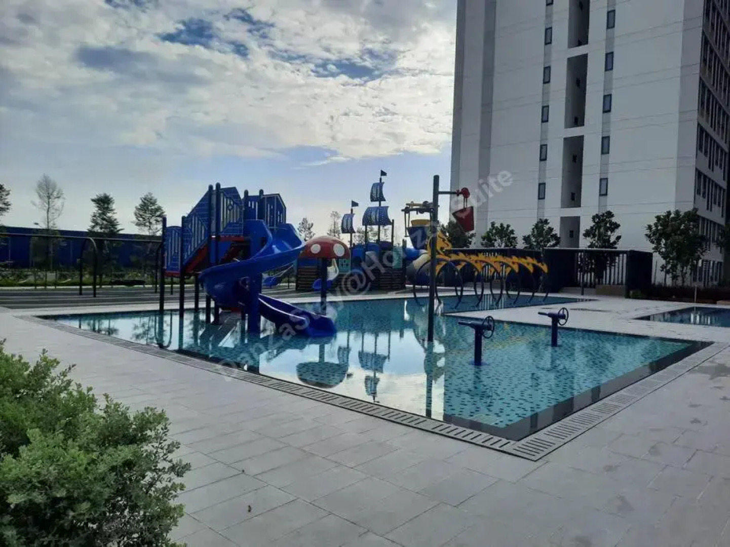 DanZaStay1@HorizonSuite - nearby KLIA