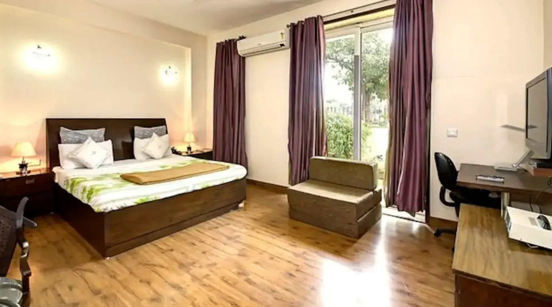 Perch Service Apartment- Sector 40