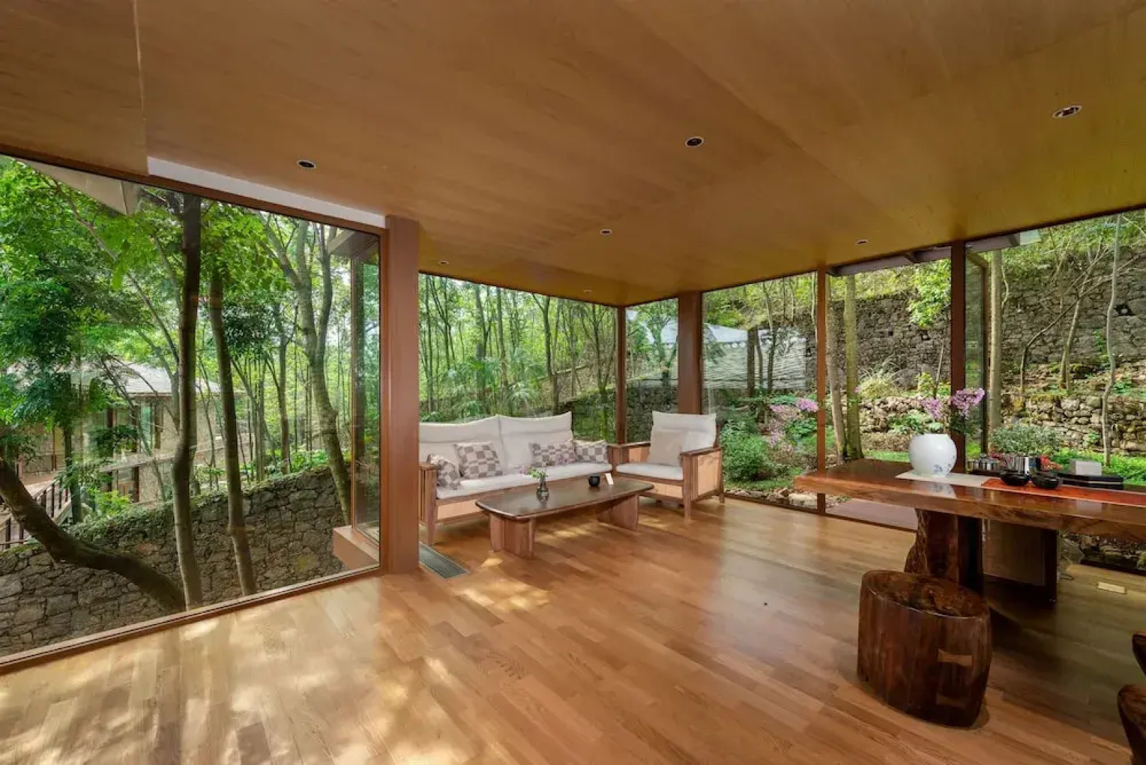 Yaojia Waterfall Village Resort