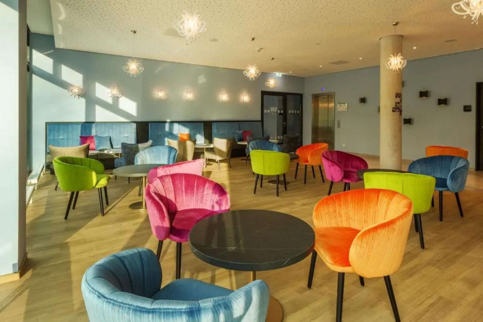 Holiday Inn - the niu, Mood Mainz by IHG