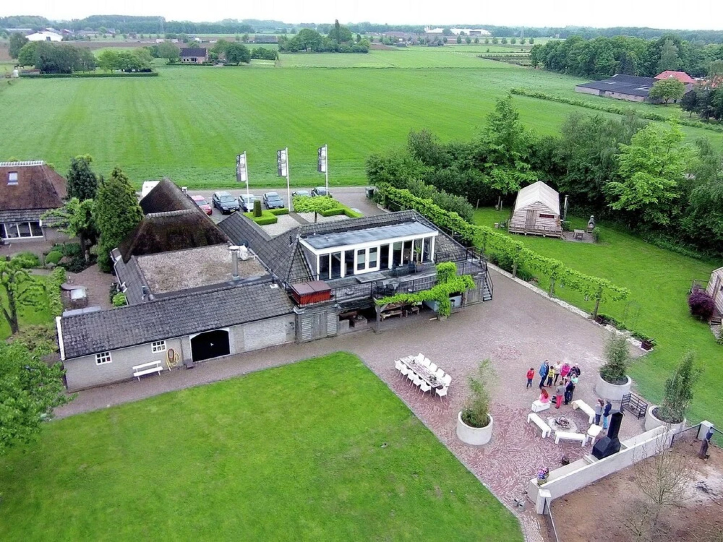 Lush Holiday Home in Oeffelt with 2 Saunas & Hot Tubs