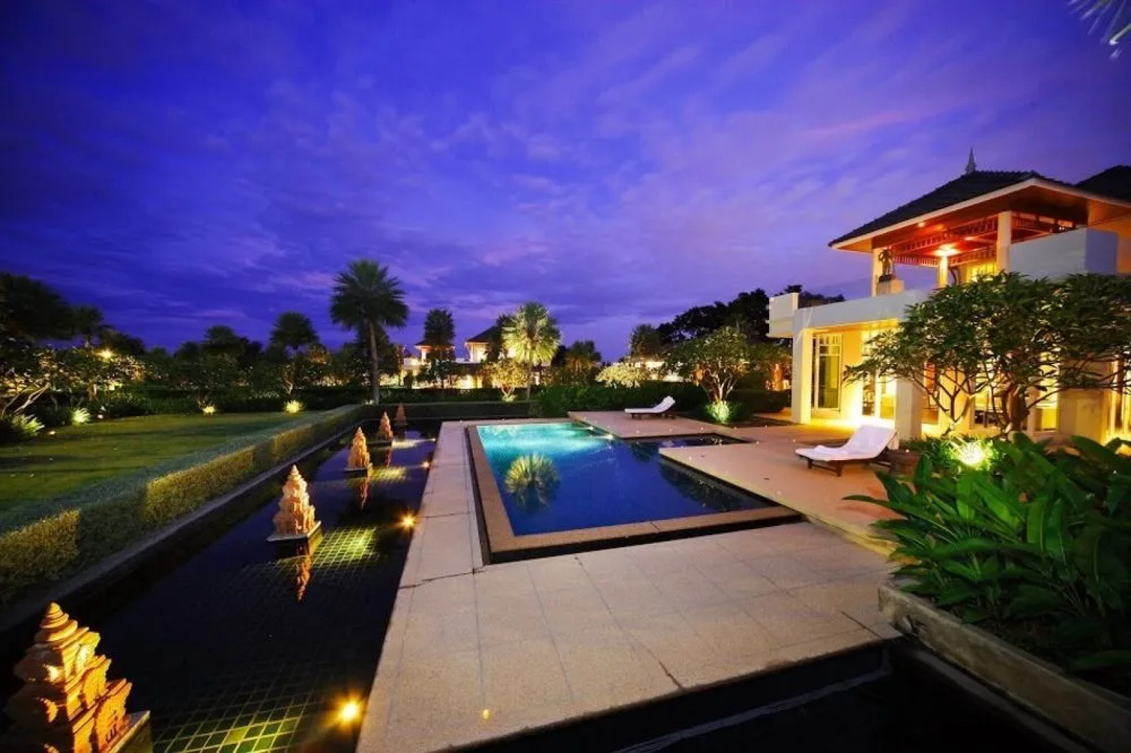 Tadarawadi Pool Villa at Phoenix Golf