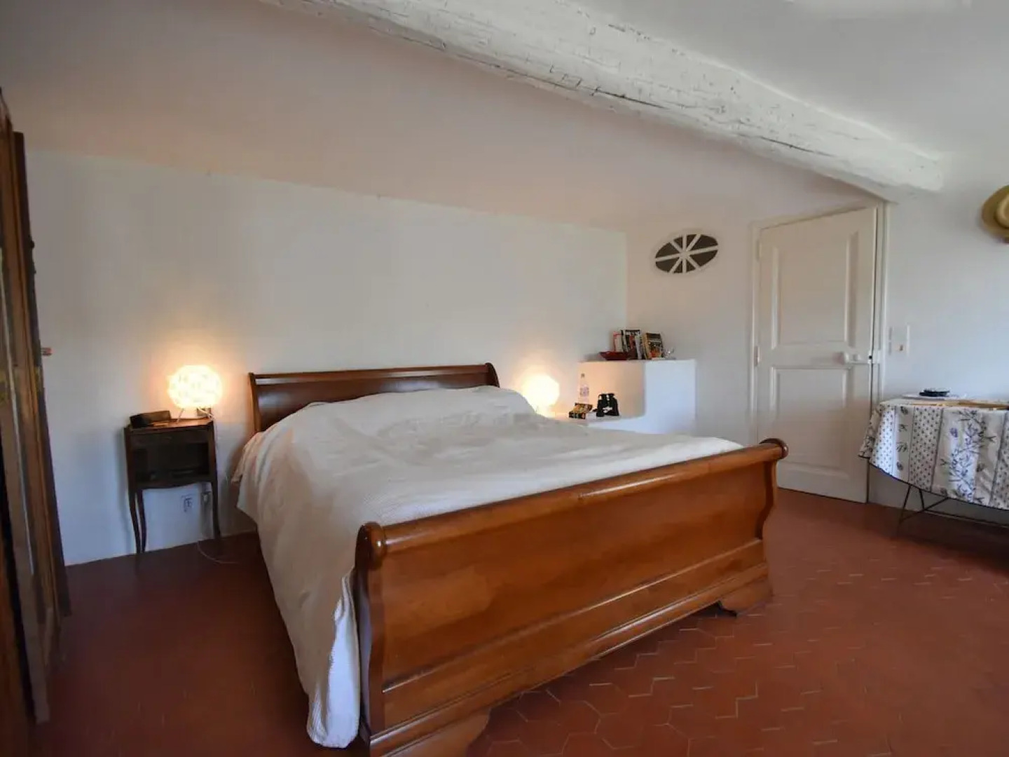 Farmhouse, With Large pvt Pool in Provence