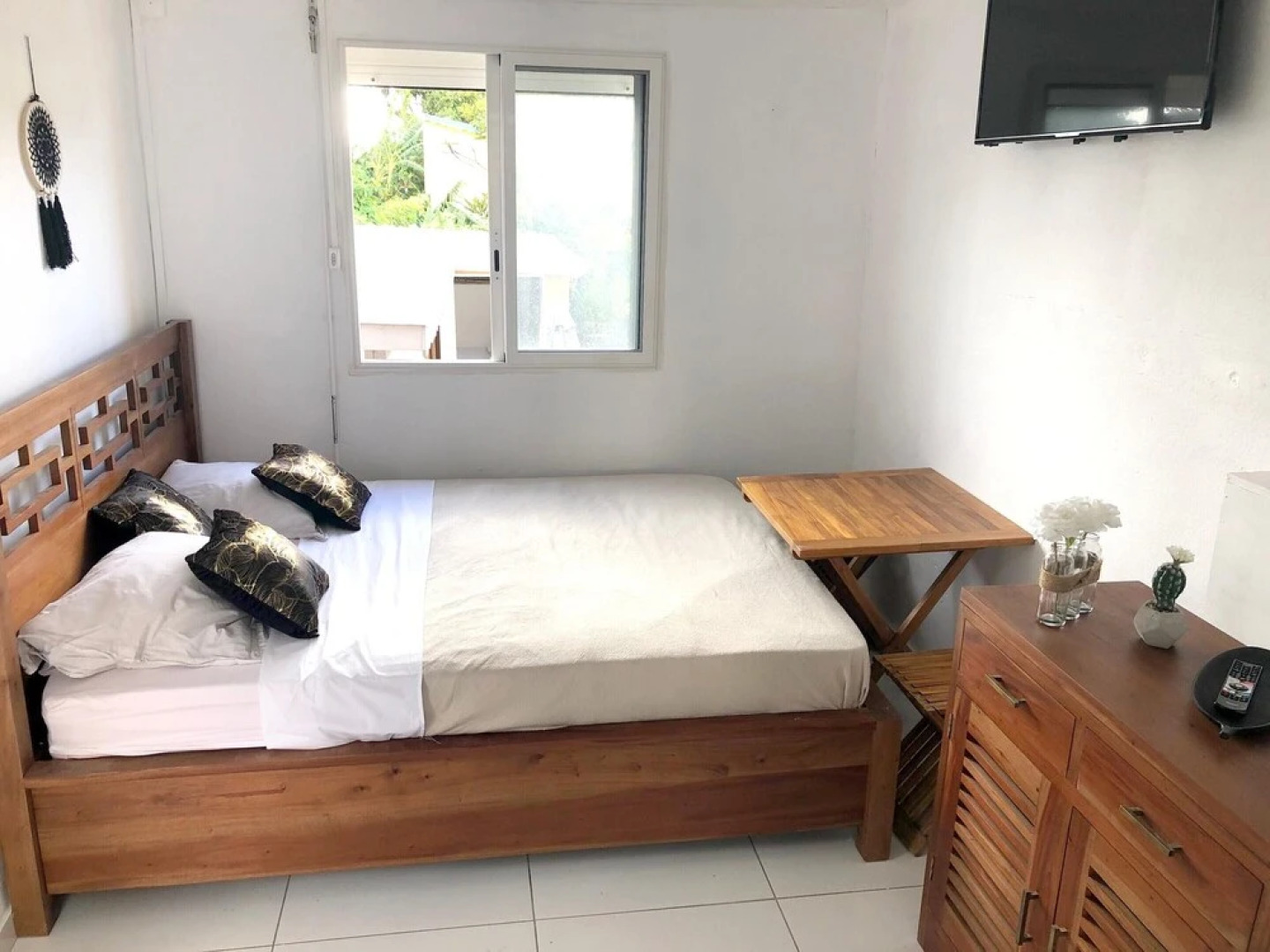 Apartment With 2 Bedrooms in Gourbeyre, With Wonderful Mountain View, Private Pool, Enclosed Garden