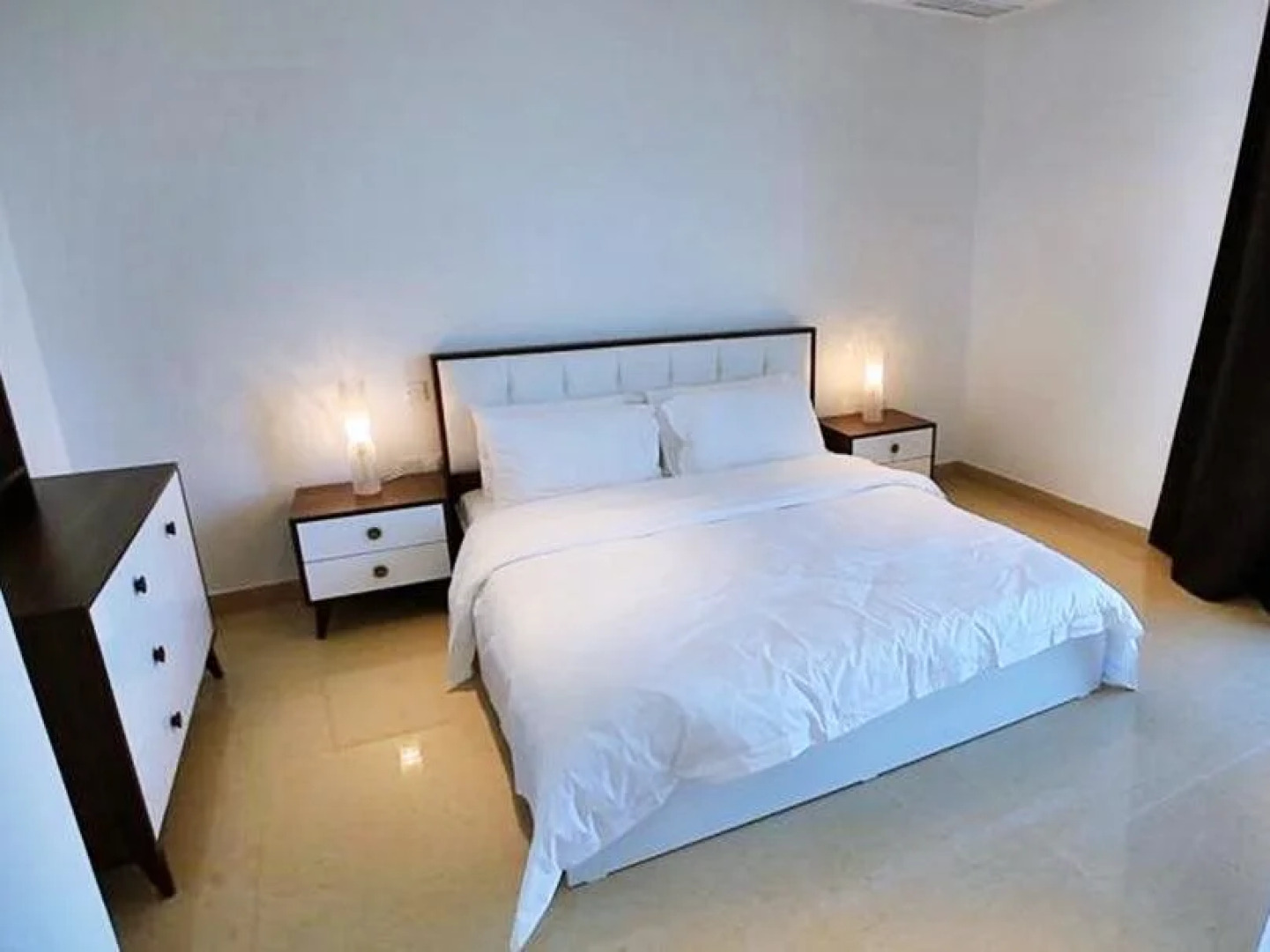 The Crown Luxury Suites Fintas