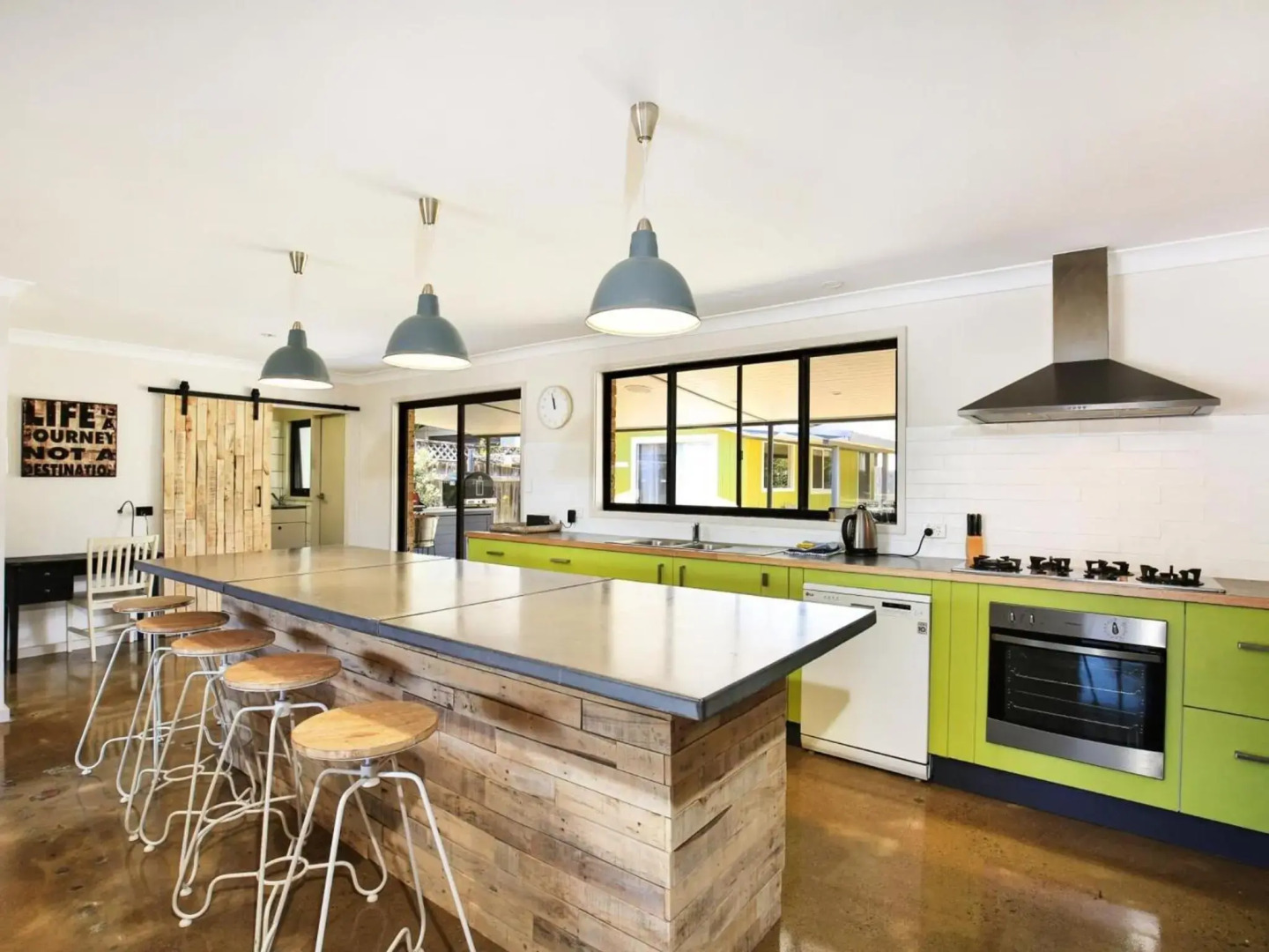 Aloha - Pet And Family Friendly - 10 Min Walk To Beach