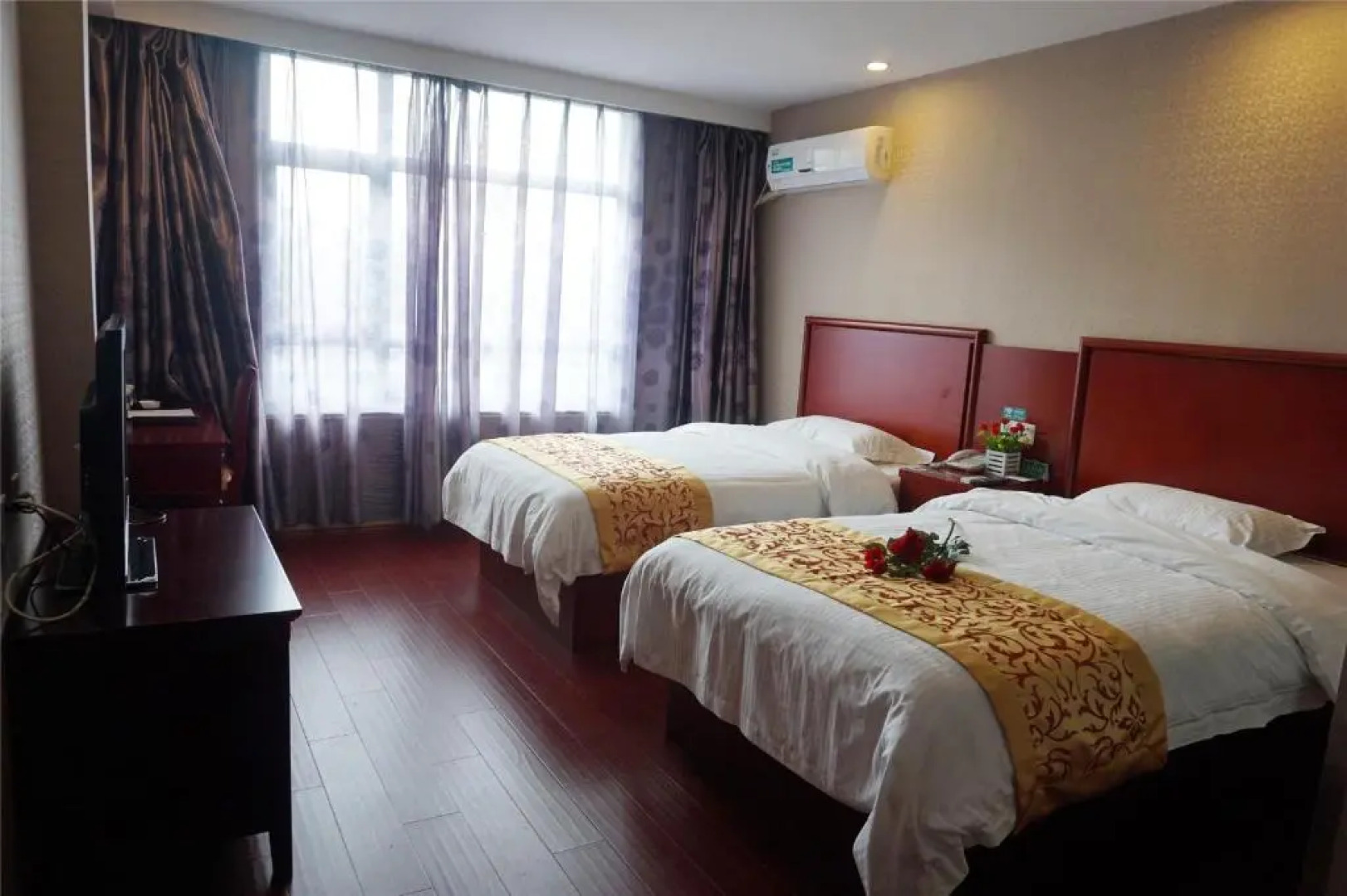 GreenTree Alliance Yichang East Yichang Station Hotel