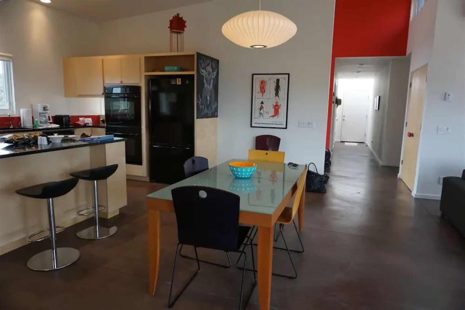 Butterfly House - Spectacular Modern Design and Mountain Views