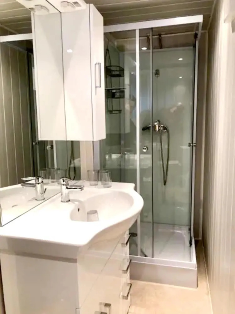 Apartment With 2 Bedrooms in Bessèges, With Wonderful Mountain View, Enclosed Garden and Wifi