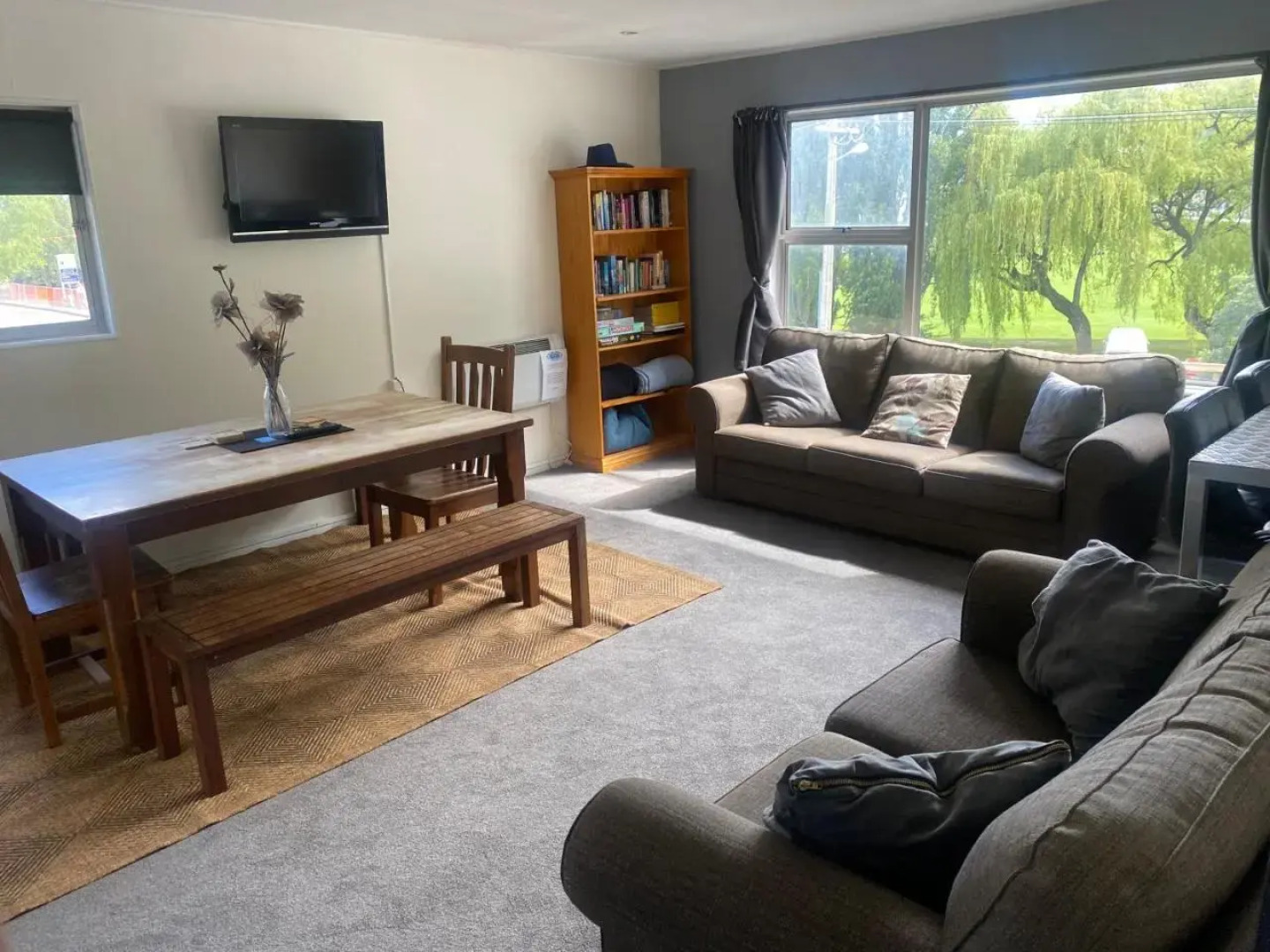 Alpine Lodge Backpackers