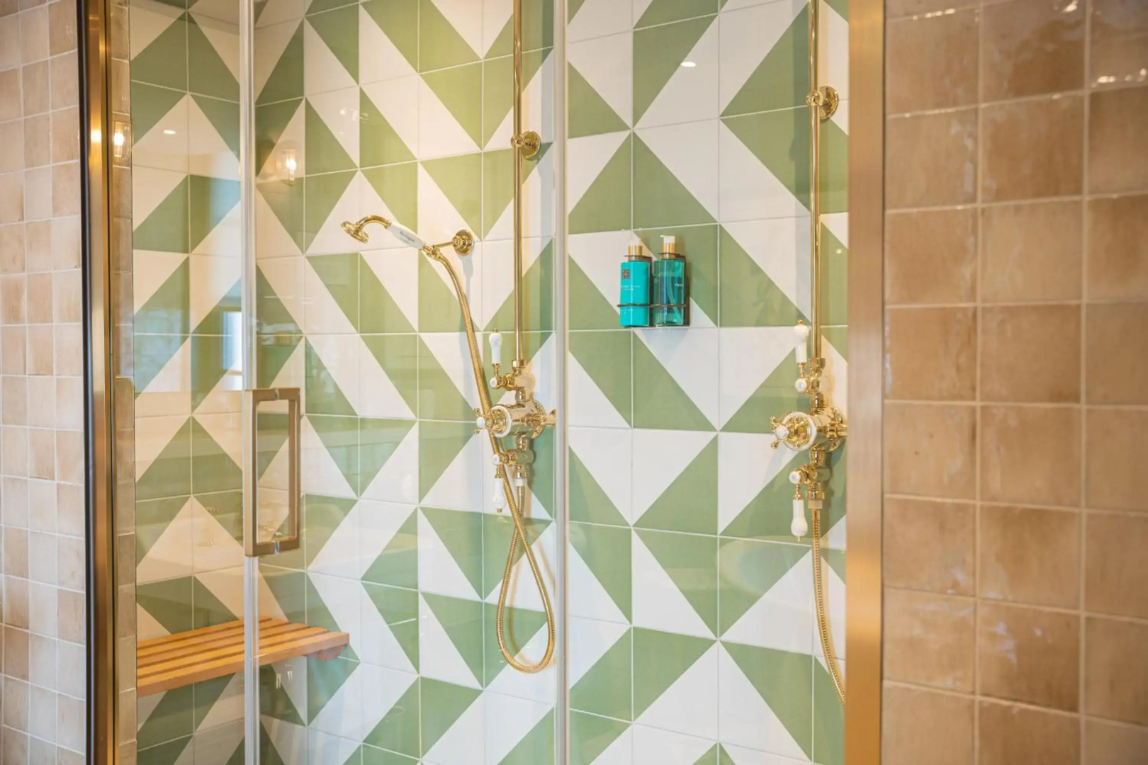 Salisbury Arms Hotel