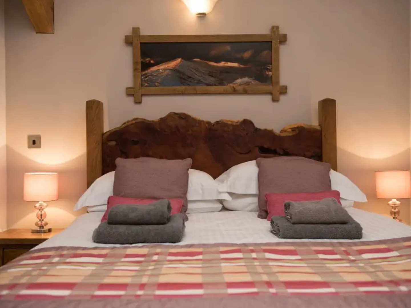 Crai Crai in Crai With 4 Bedrooms and 6 Bathrooms