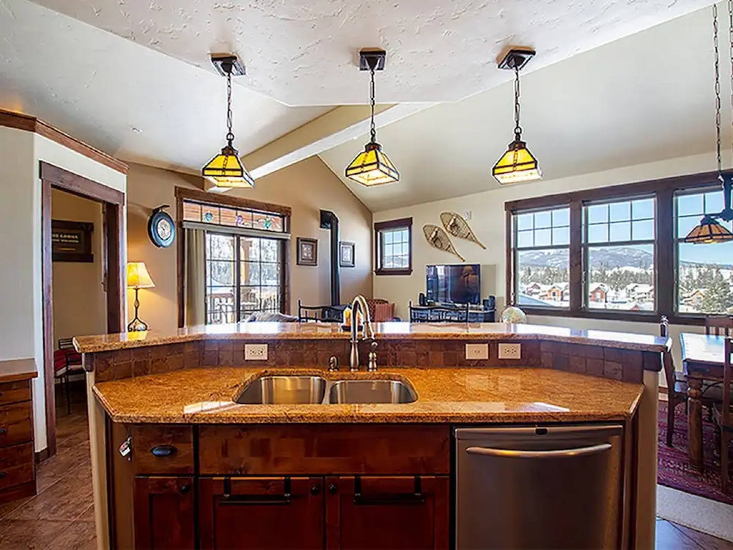 Cozens Pointe Building A Unit 302