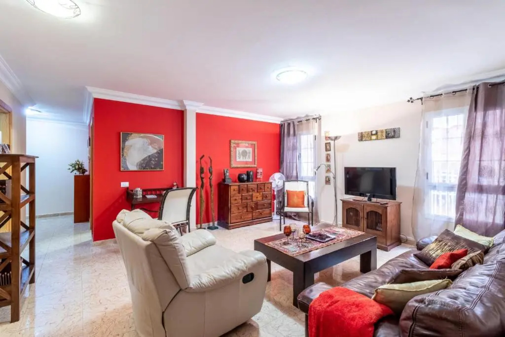 Flatguest Ingenio + 2 Bdr + Wifi + 4pax