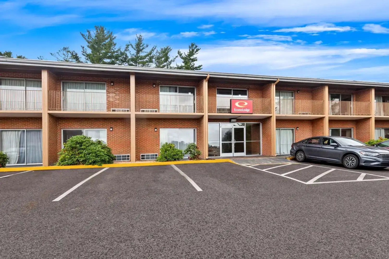 Econo Lodge Waynesboro - Skyline Drive