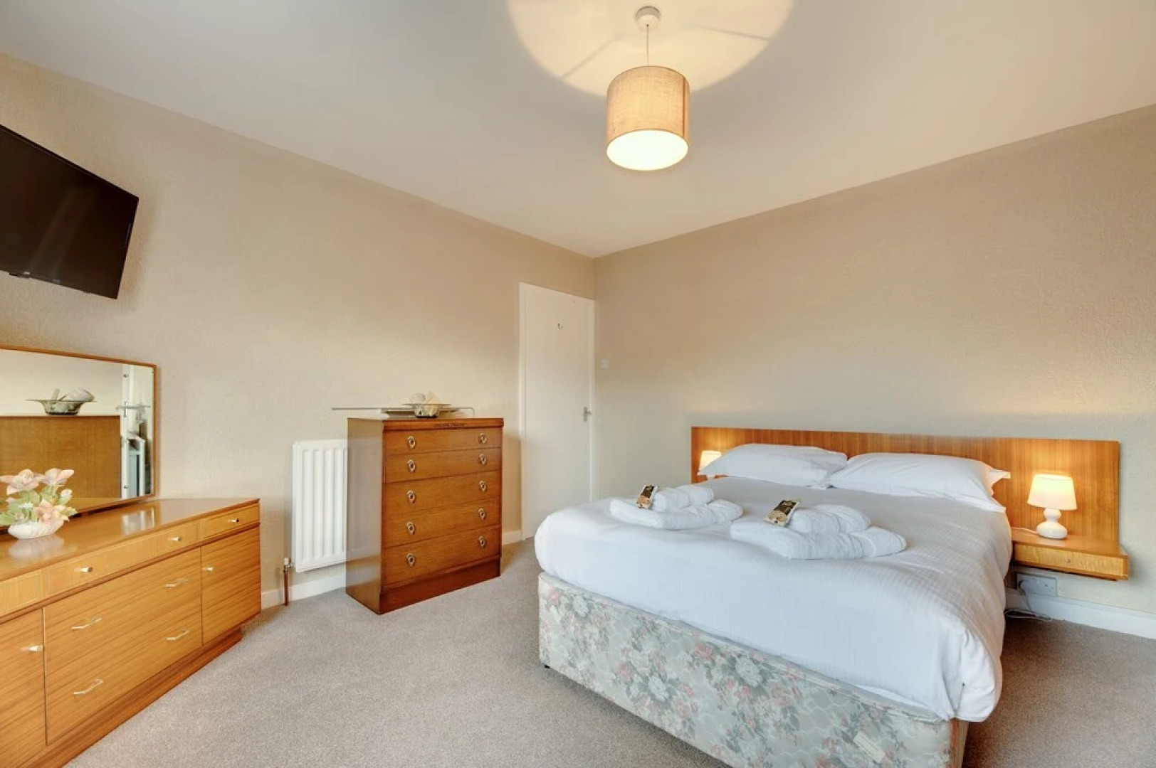 Week2Week The Broadway - 3 Bed Coastal Property