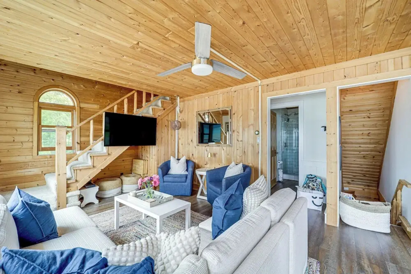 Updated Glen Arbor Cottage on Lake: Dock & Mooring