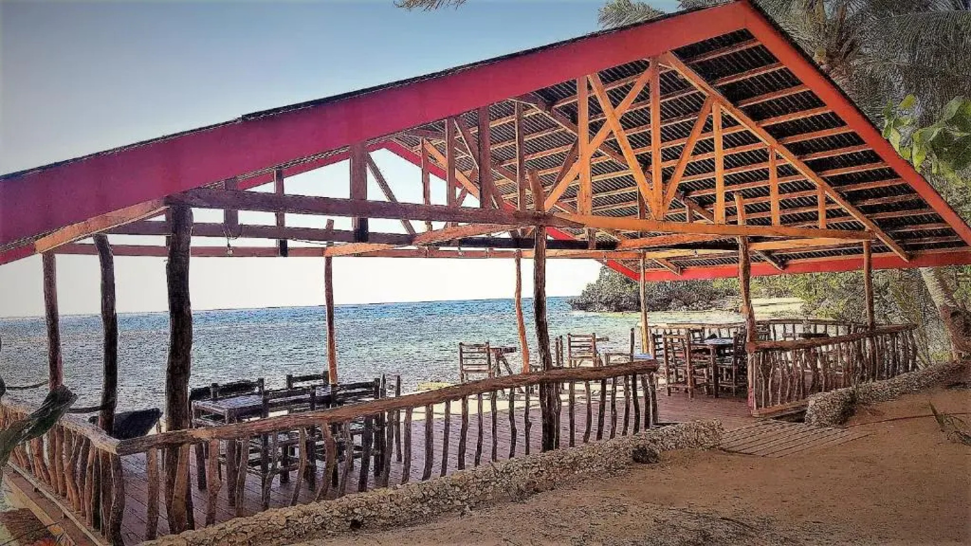 White Beach Front and Cottages Hinugtan Resort in Buruanga