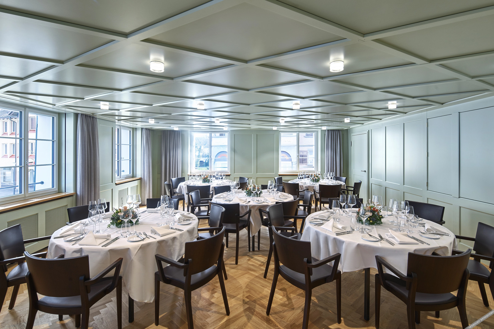 Отель Caspar Swiss Quality