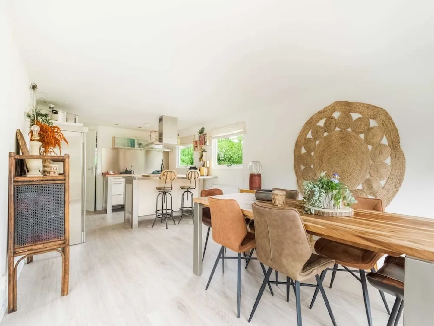 Idyllic Holiday Home in Ooltgensplaat With Private Terrace