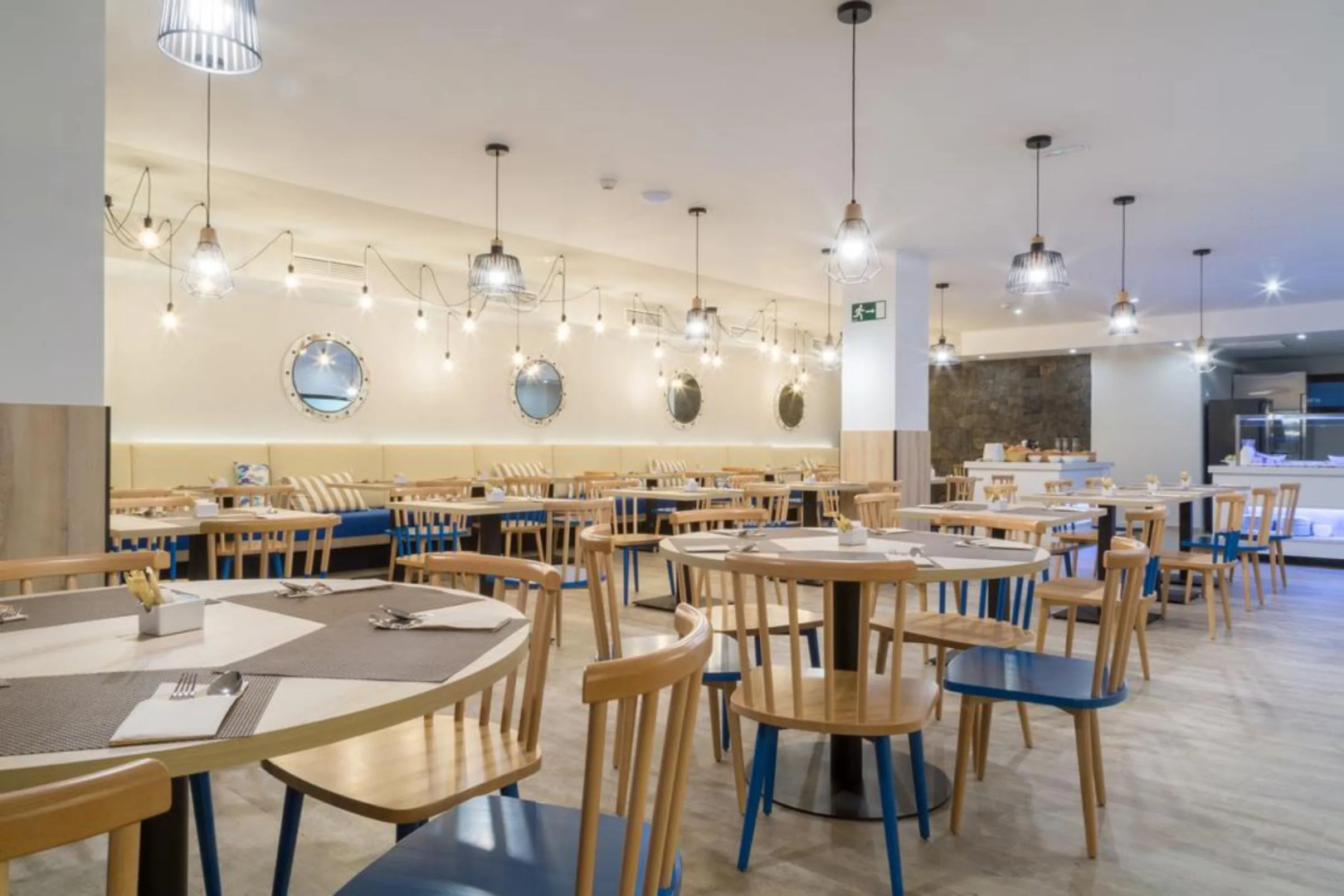 R2 Bahía Kontiki Beach Apartments