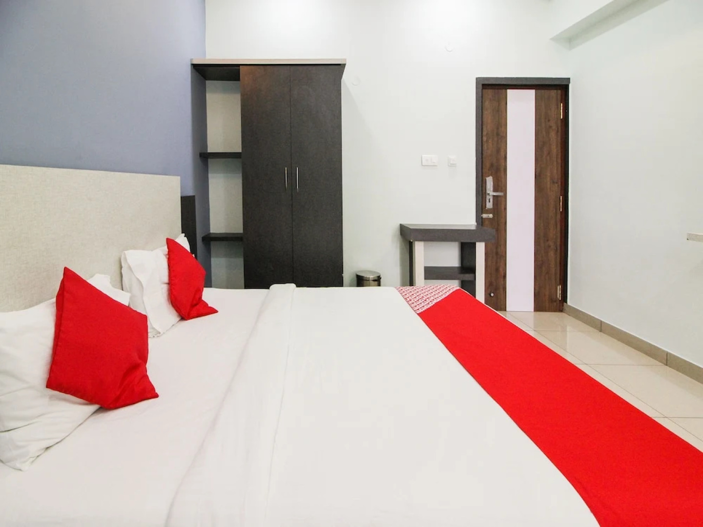 OYO 15136 Nisarga Lodge