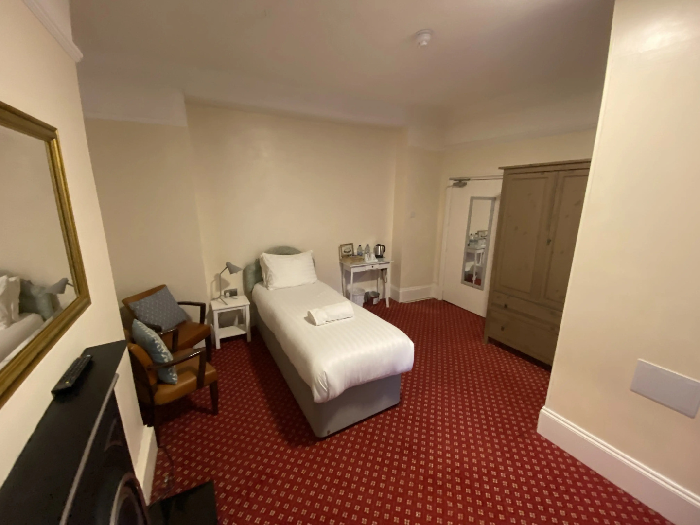 Alexandra Hotel
