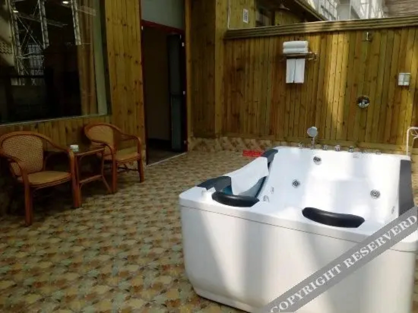 Yatai Hot Spring Resort