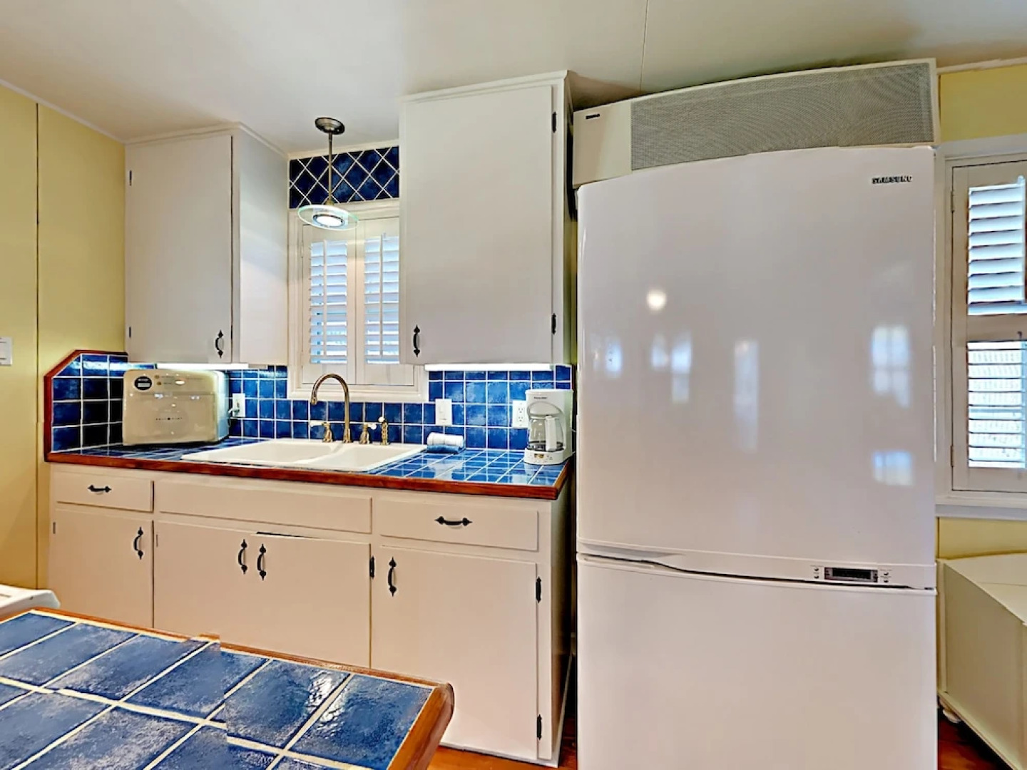 Breezy Cottage - One Bedroom Home