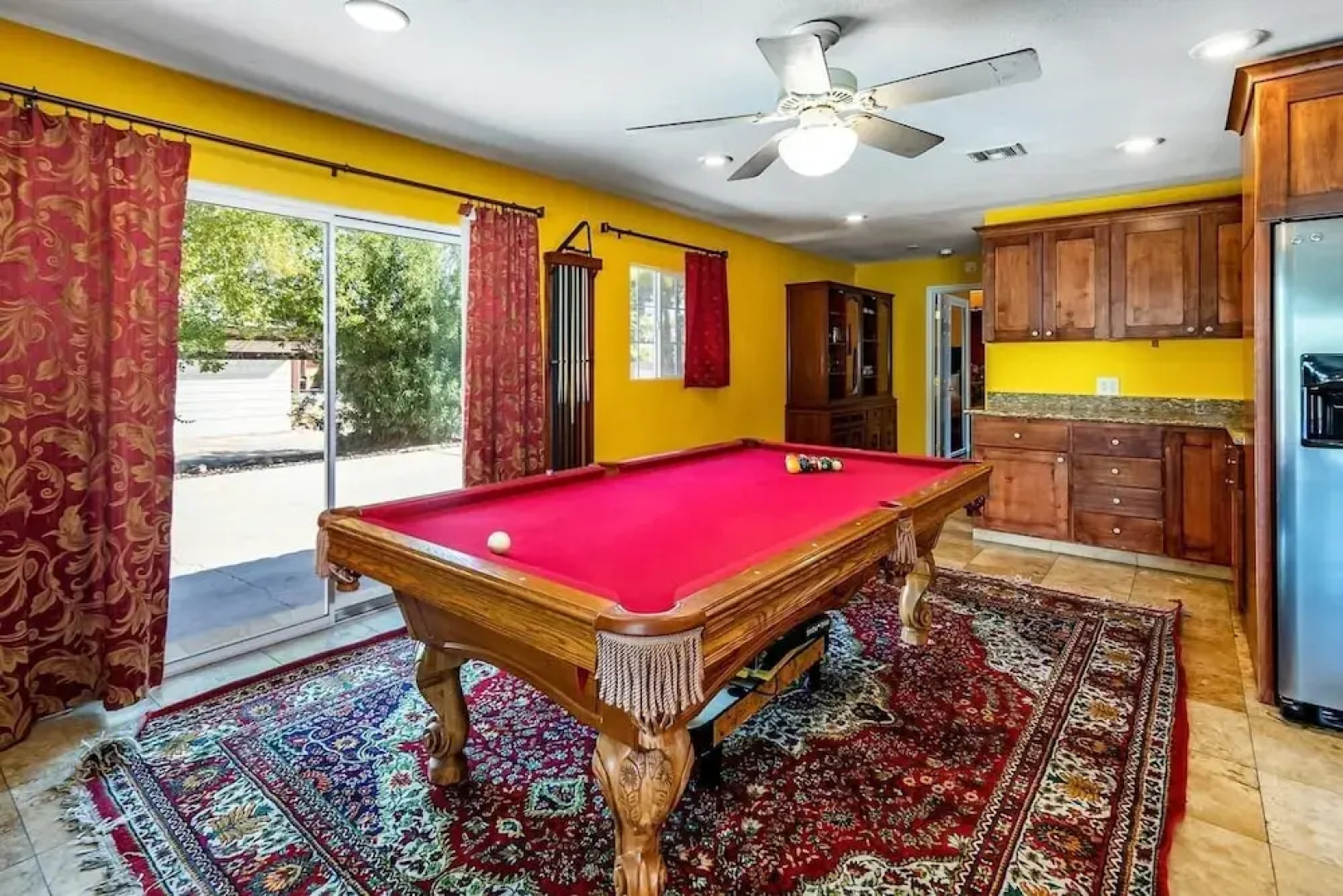 Las Vegas Elegance! Pool Table & Sparkling Pool!