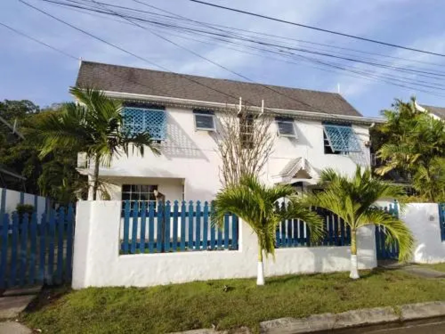 C & A Seashell Villa