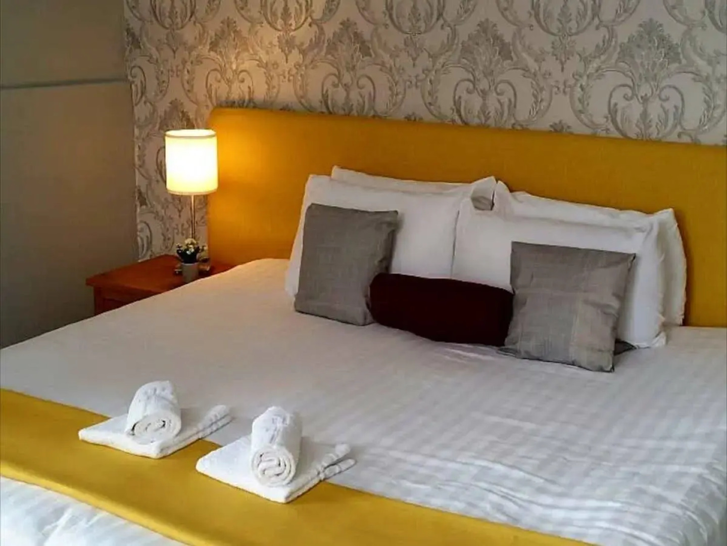 McInnes House rooms with breakfast