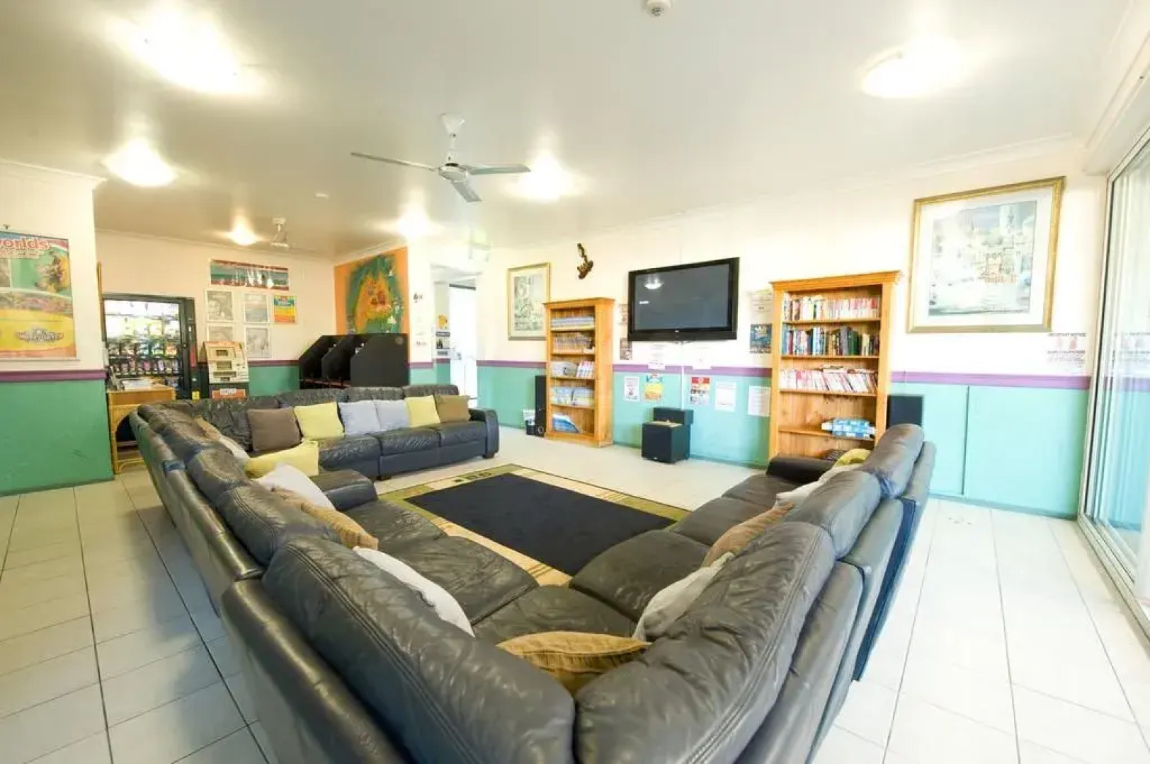 Aquarius Backpackers Gold Coast