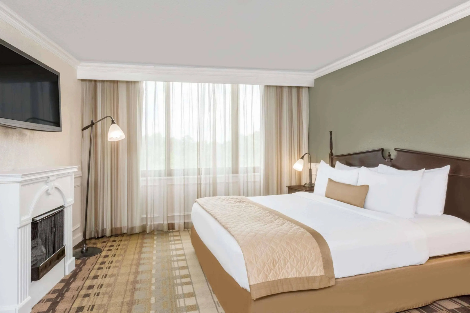 Clarion Hotel and Suites